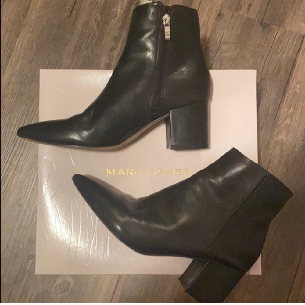 Marc fisher size 7. Black leather. Worn once